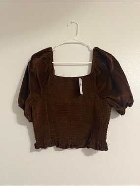 American Eagle Outfitters Brown Smocked Puff Sleeve Top
